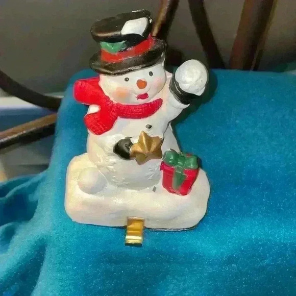 Greenbrier International Christmas Mantel Stocking Hanger - Picture 5 of 5